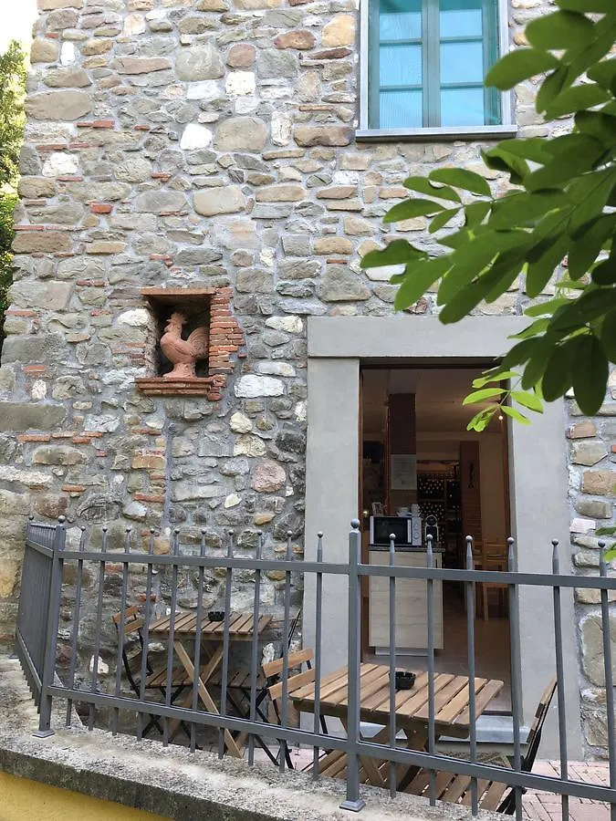 Farm stay Agriturismo Il Pino San Martino in Freddana Italy